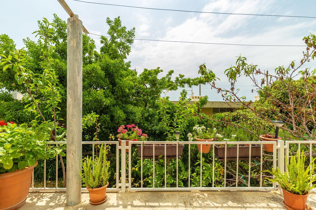 Studio Kristic, Cozy Studio With A Terrace Dubrovnik Bagian luar foto
